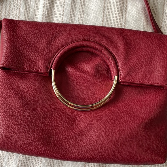 Sondra Roberts Squared Crossbody Bag - Picture 2 of 6